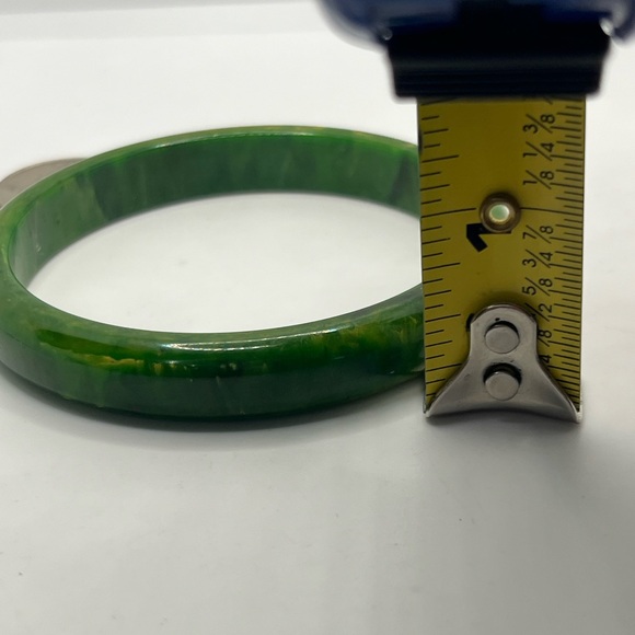 Vintage 1960’s Spinach Green marbled Bakelite Bangle Bracelet